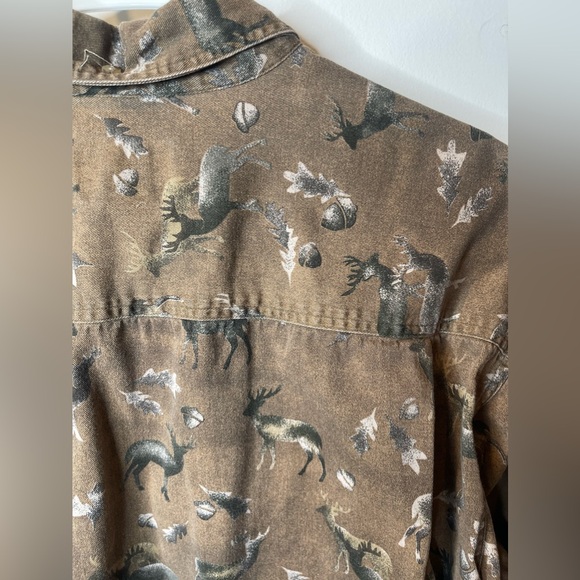 Cabela's Deer Print Long Sleeve Button Down Shirt Size XL - Picture 5 of 5